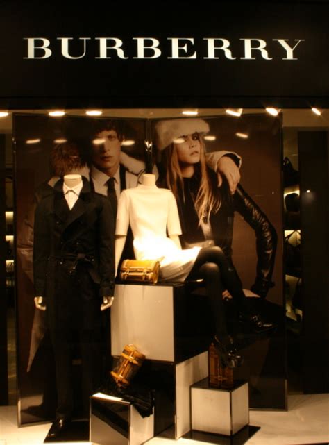 boutique burberry bologna|The 43 coolest clothing stores and boutiques in Bologna.